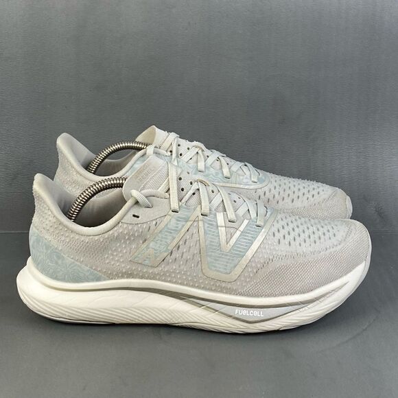 New Balance FuelCell Rebel v3 Wide 'Light Aluminum' sneaker womens size  10.5 - Picture 1 of 8